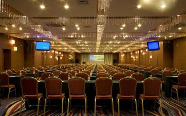 Ariva Qingdao Hotel & Serviced Apartment