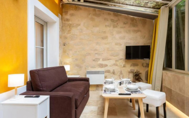 C0 4 Everyone in París