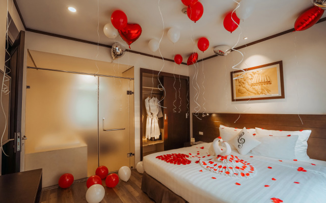 Thang Long Opera Hotel
