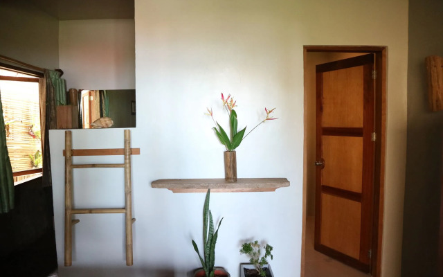 Blue Mango Rooms & Villas