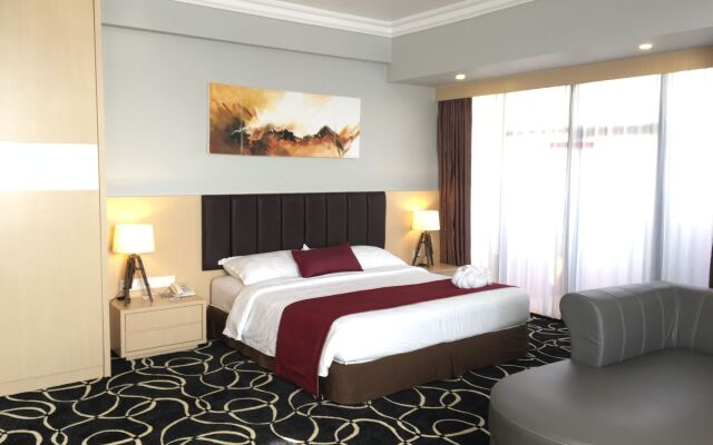 Planet Holiday Hotel & Residence