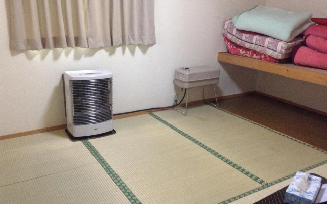 Minshuku Akiba – Guest Rooms – Furano
