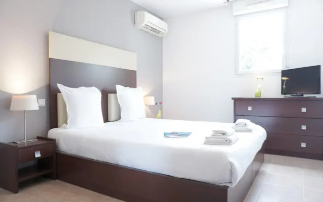 Comfort Aparthotel Six-Fours