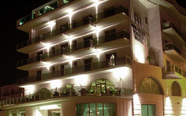 Miramare Palace Hotel