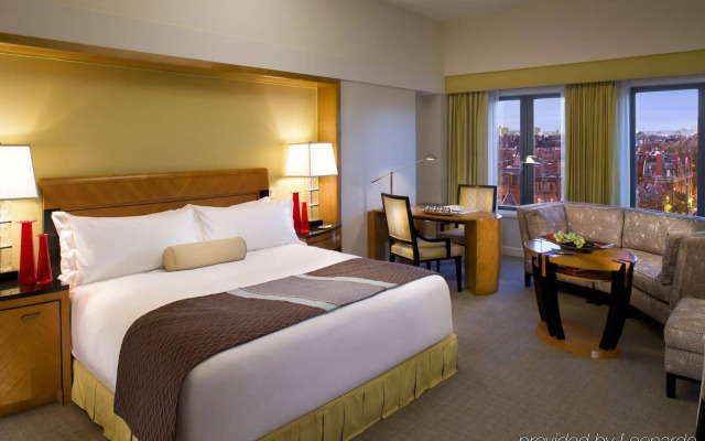 Mandarin Oriental, Boston