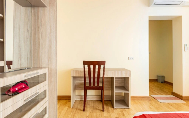 Thonglor Suites