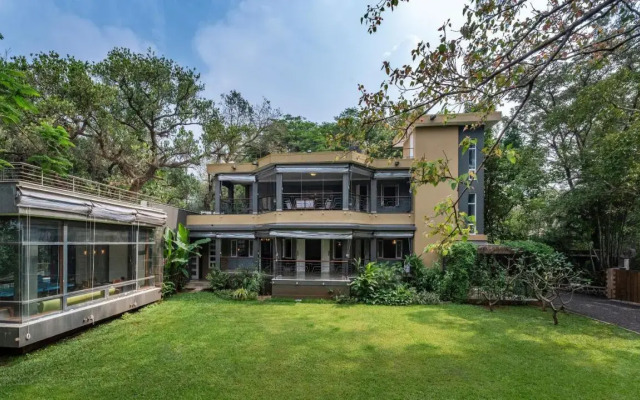 SaffronStays Odeon, Lonavala