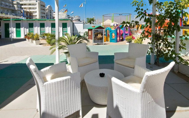 Hotel Prestige