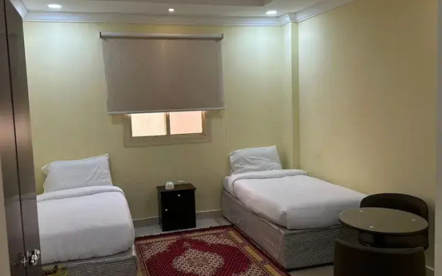 Mashrab Riwa Almansour Hotel