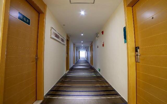 City Comfort Inn Yulin Wenhua Square Wanda Plaza