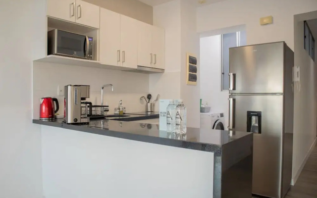 w Minimalist 2BR w Balcony in Barranco