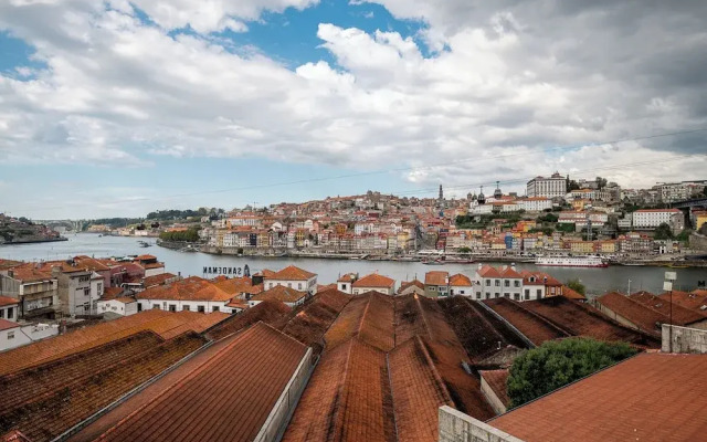 Gaia23 · Lovely 2-bed w/ Parking Amazing View