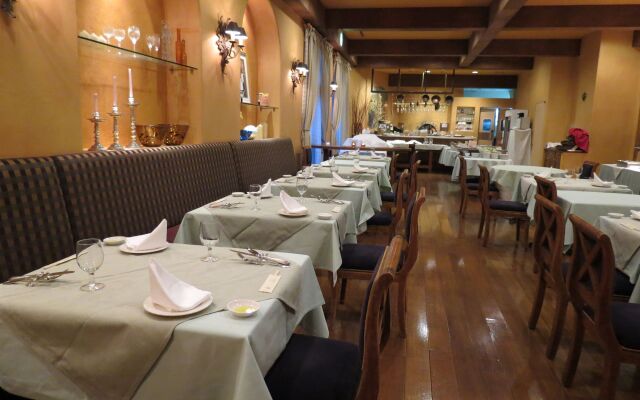 Poppy Springs Resort & Spa