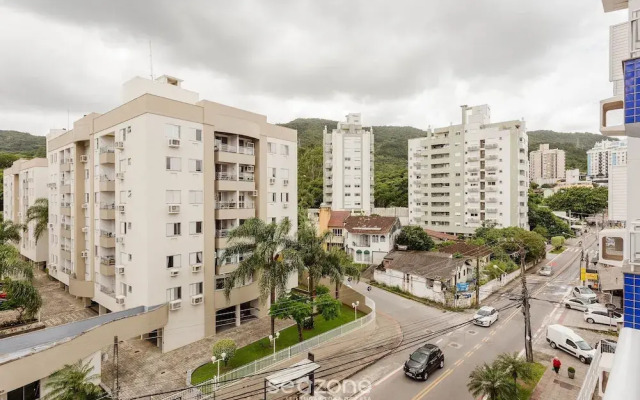 Beautiful apt w Modern Design 400m/udesc - Abz302