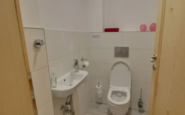 Beautiful Villa With Transportation Facilities