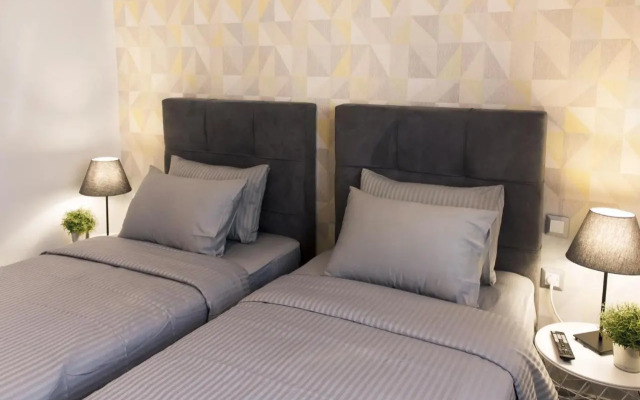 Thess home Now Luxury Apartment