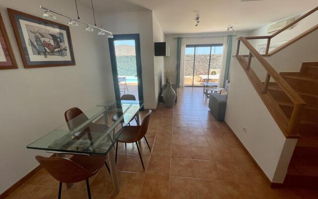 E37 Alexia in Playa Blanca