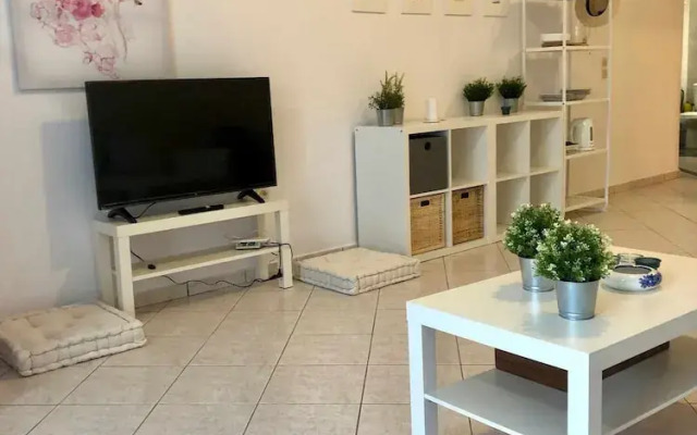 Zennova 35 Kallithea Blue Paradise