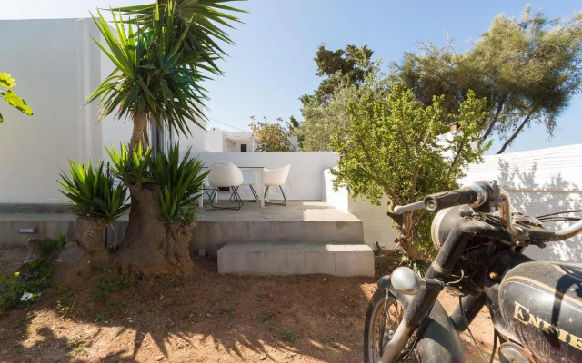 Syros village suites