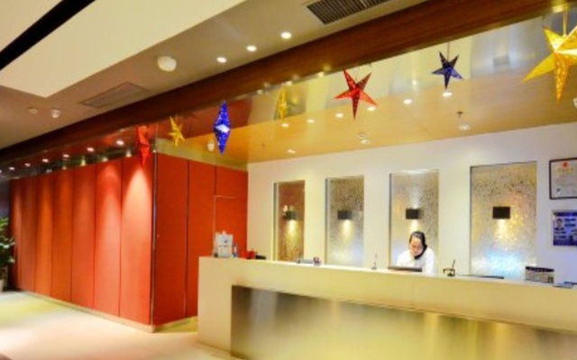 Jinjiang Inn Wuhan Han River Ocean Grand Branch – Lobby – Wuhan
