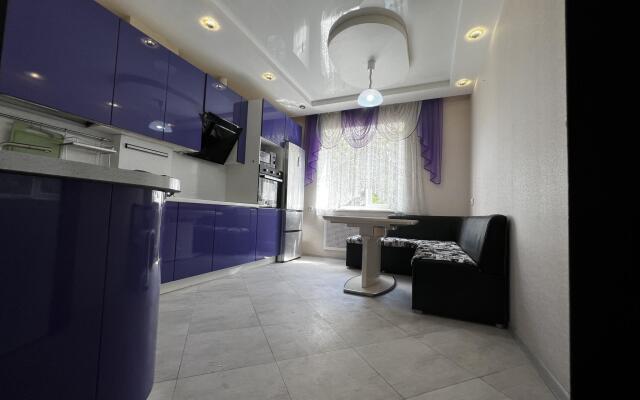 AlexHome (Alexhome) on Mikhail Marchenko street 8