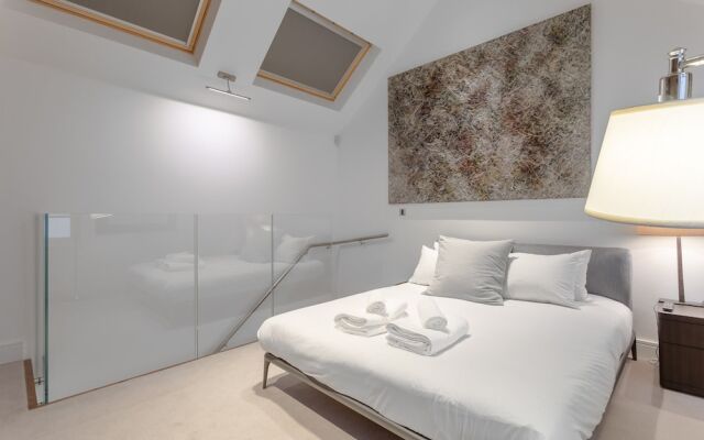 Mayfair 1 Bedroom Flat