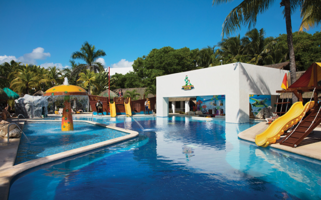 Sunscape Akumal Beach Resort & Spa - All Inclusive