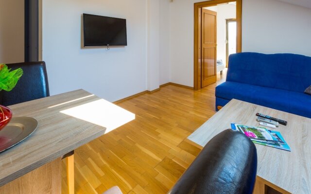 Apartment Pericic Zuti