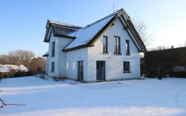 Reetdachhaus im Fischerdorf