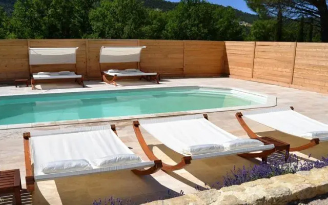 Holiday home La Cheminée des Fées