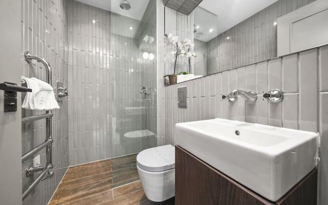 2 Bed Lux Apartments near Central London FREE WIFI by City Stay Aparts London