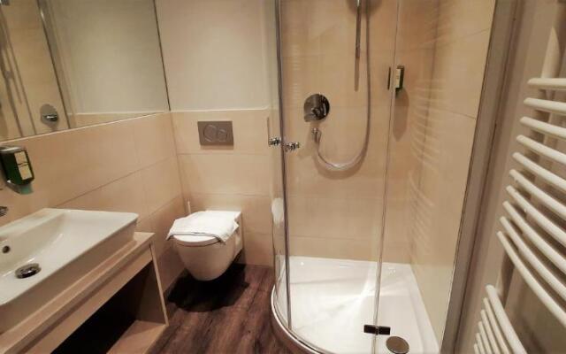 "Blauer Bock" Hotel-Garni - Bed & Breakfast