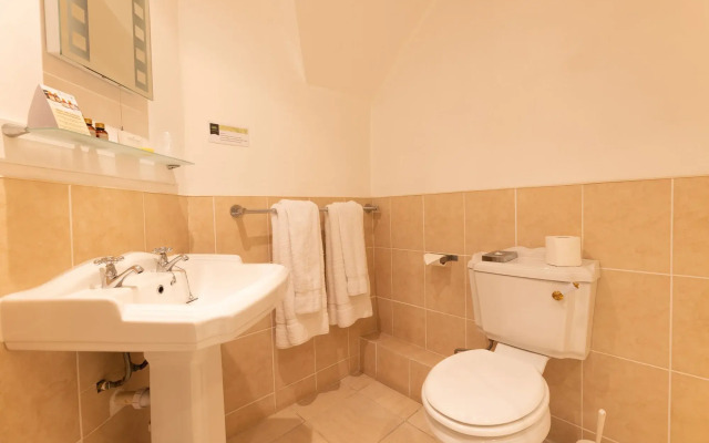 Woodlands Lodge Hotel