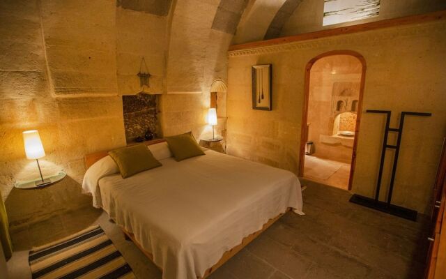 Asmali Cave House