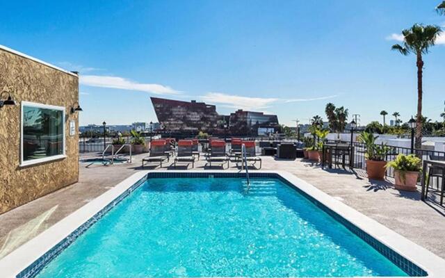 Prime West Hollywood 1-Bedroom