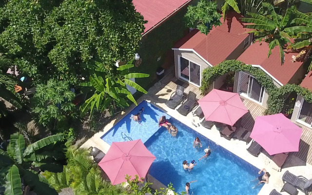 Jaco Lodge Quiet Hotel