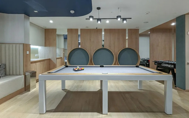 Two-bedroom Accepting Pets by Renters