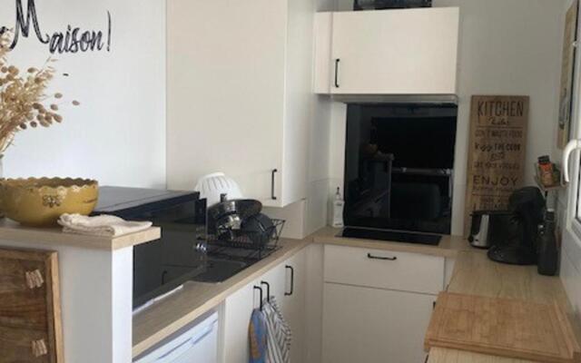 Appartement Biarritz, 1 pièce, 2 personnes - FR-1-239-675