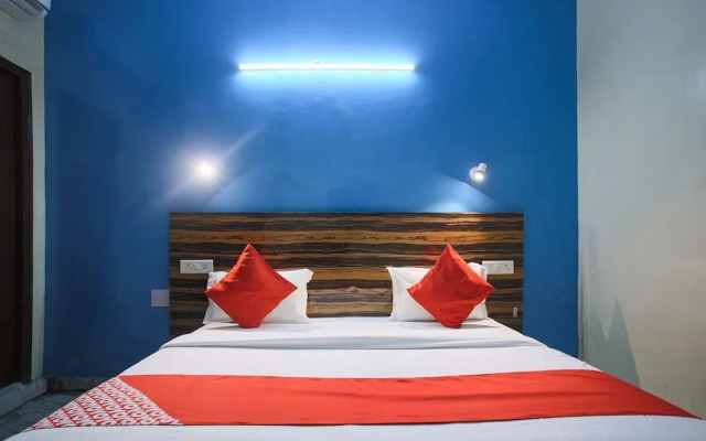 Silver Villa by OYO Rooms