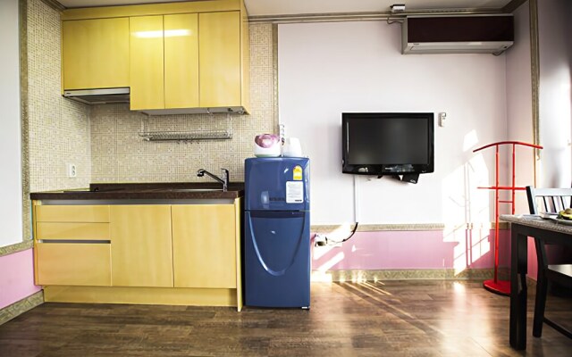 Ganghwa Go Bang I Pension