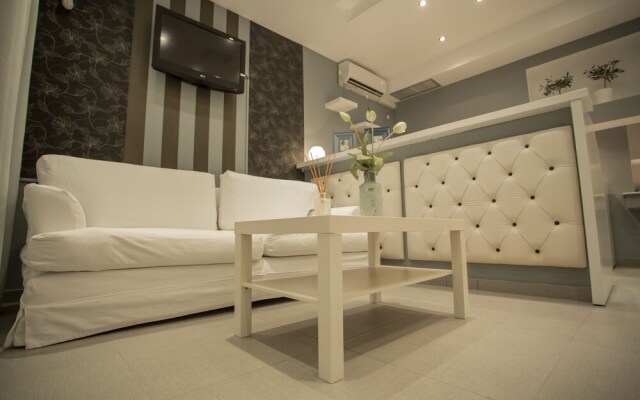 Yard Rooms