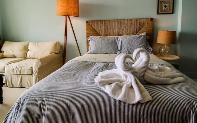 Cozy Islander East