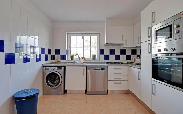 Tavira Formosa BAY 1 by Homing