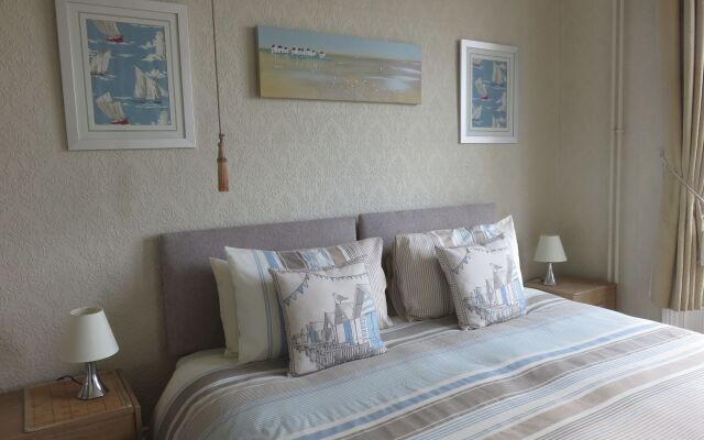 Ainsley Court Guest House