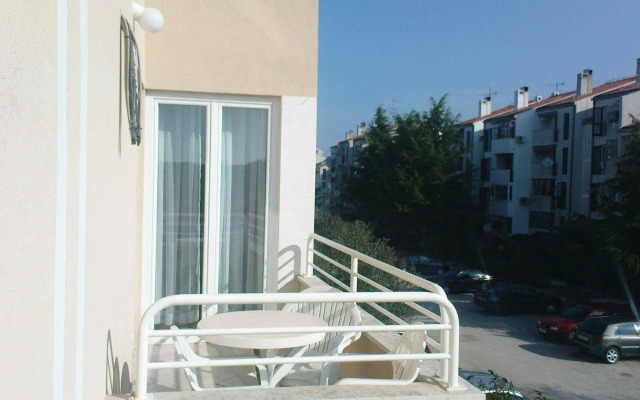 Panolija Residence