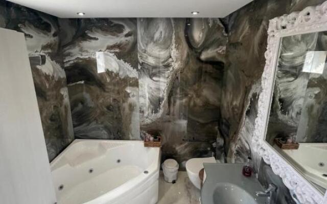 Agora Luxury Apartment 2