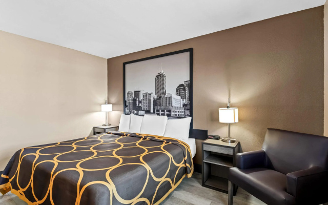 Super 8 by Wyndham Terre Haute