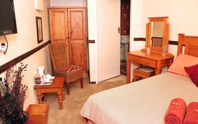 The Palms Guesthouse