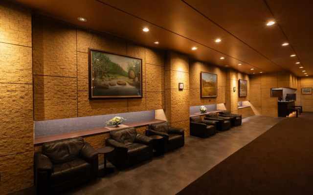 Toyo Hotel