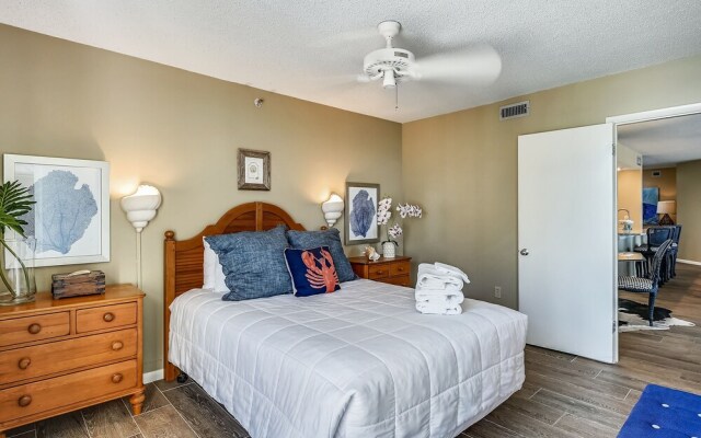 WVT 604 is a Beautiful 3 BR 2 Ba with a Boat Slip by RedAwning